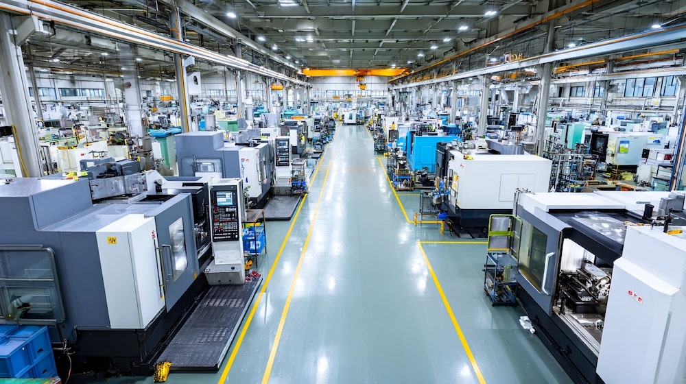 最新の製造設備が並ぶ工場内。設備投資により生産能力は2倍に向上